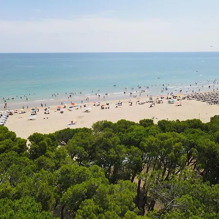 Aparthotel Pineta Mare Alba Adriatica